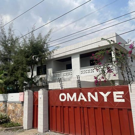 Omanye Lodge Άκρα Εξωτερικό φωτογραφία